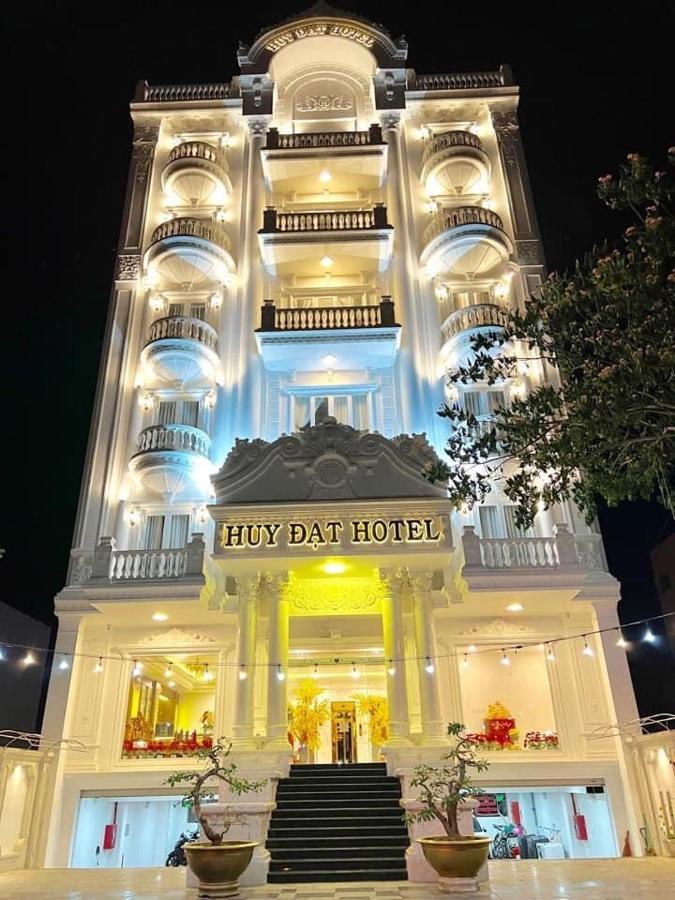 Huy Dat Hotel ฟานเที้ยต ภายนอก รูปภาพ